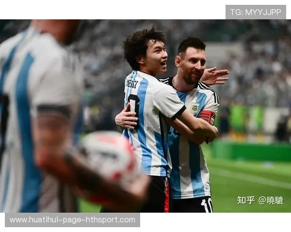 梅西被曝将参加社区足球教学计划,低调却影响深远 梅西被曝将参加社区足球教学计划,低调却影响深远