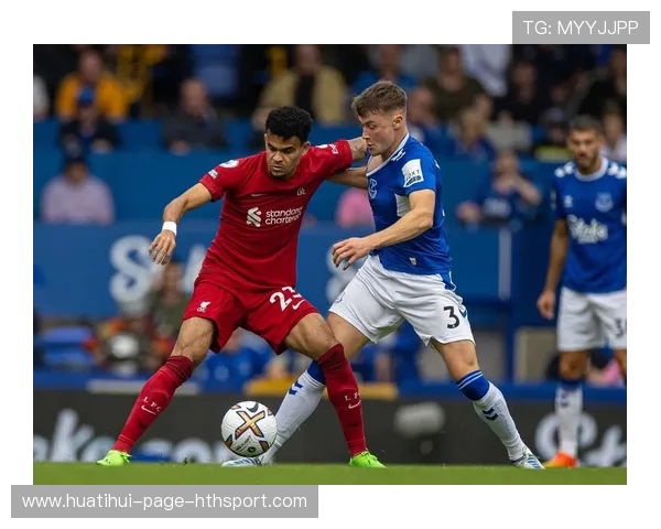 利物浦边路冲击力爆发，迪亚斯反扣变向连晃两人