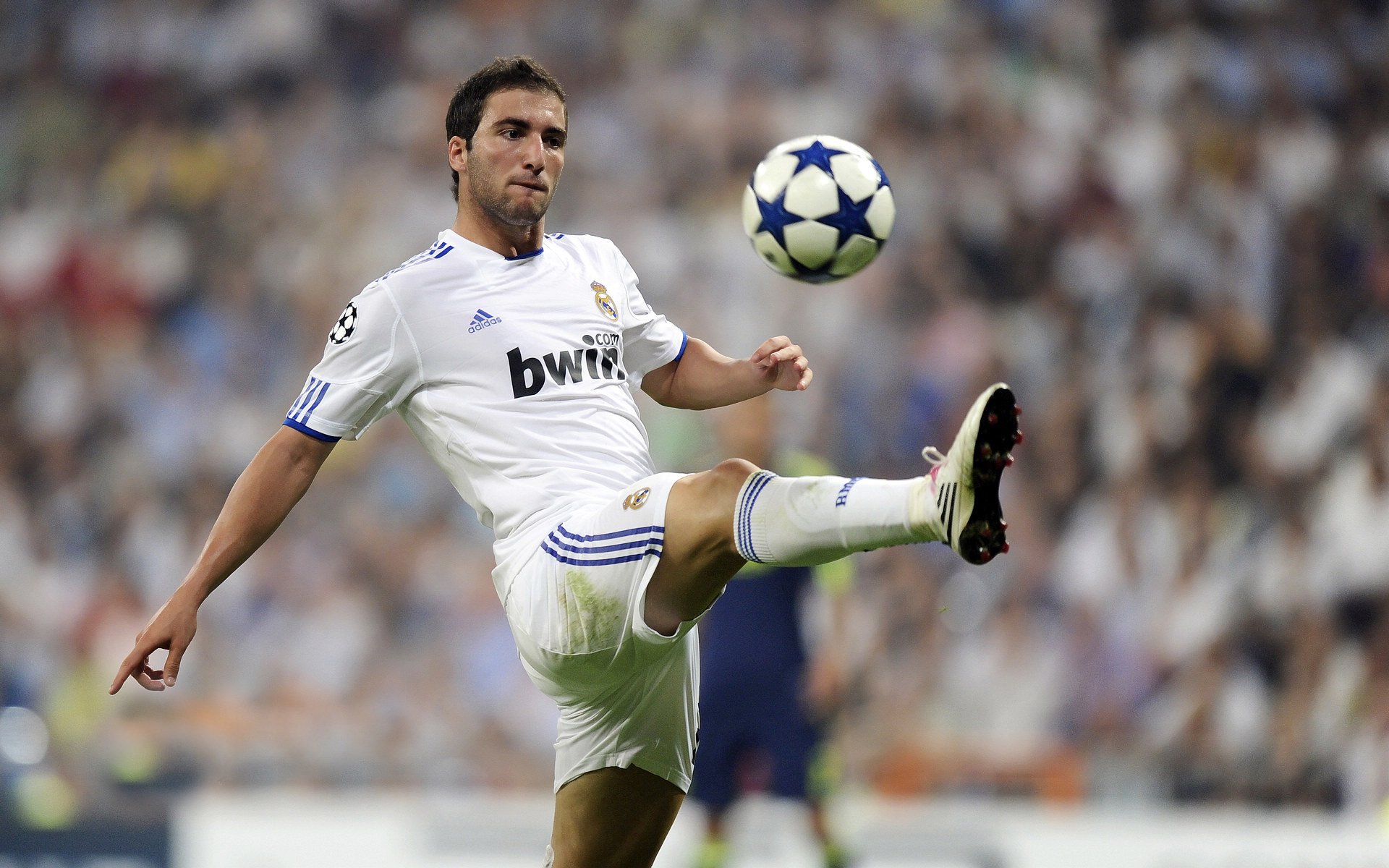 欧冠英超四强齐聚淘汰赛 英超统治力再成焦点话题